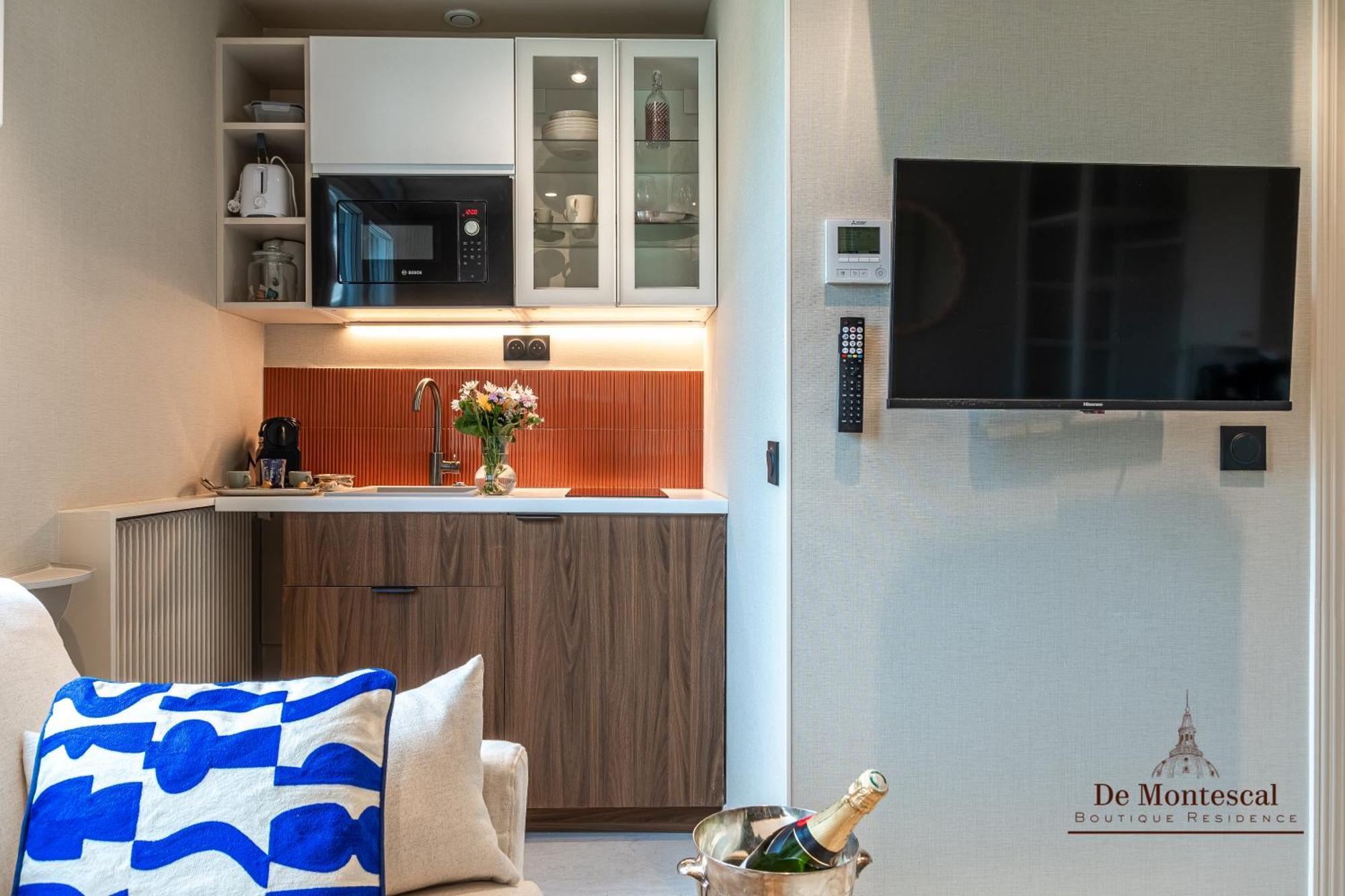 De Montescal- Montparnasse Central With Ac 11 To 14M2 Studio In A Prime Location Paris Exteriör bild