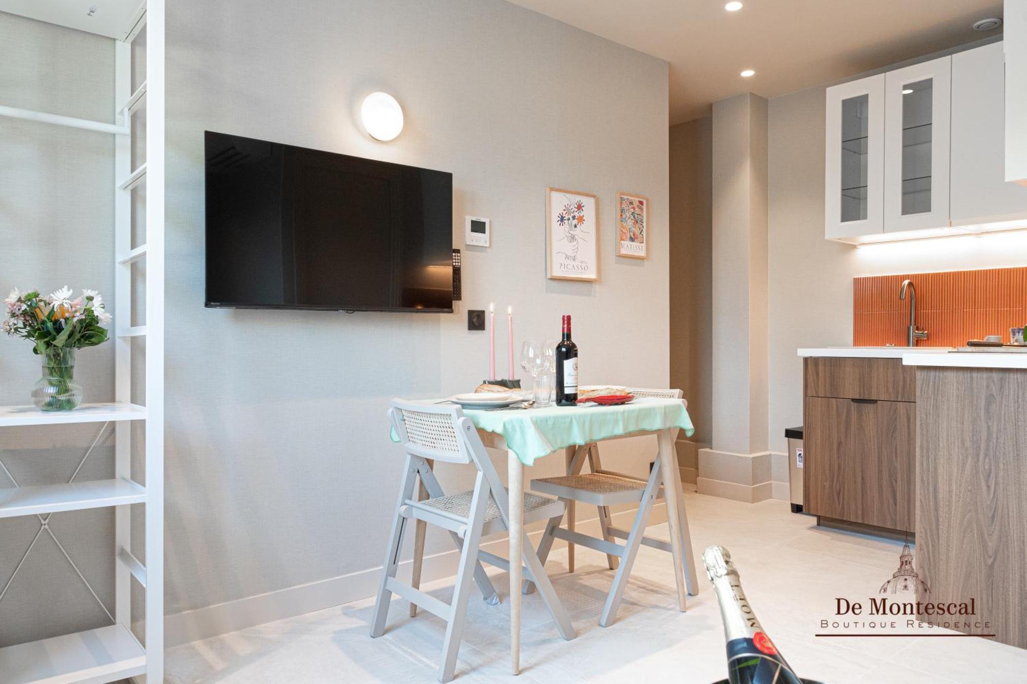 De Montescal- Montparnasse Central With Ac 11 To 14M2 Studio In A Prime Location Paris Exteriör bild